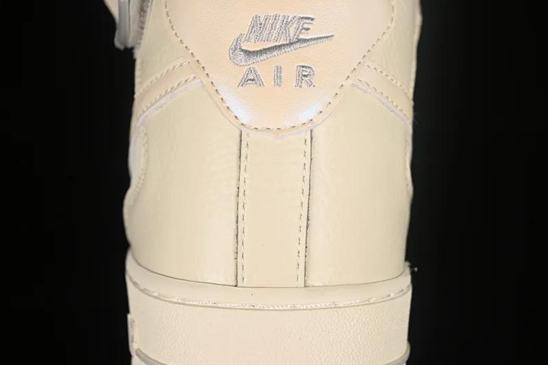 All categories Nk Air Force 1 Air Force series Nk Air Force 1 Mid Air Force mid-top Nk Air Force 1'07 Mid gray pearlescent small hook Air Force One mid-top casual sneakers SG2356-806